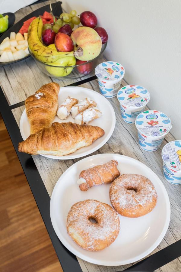 Tiffany Sferracavallo Bed & Breakfast